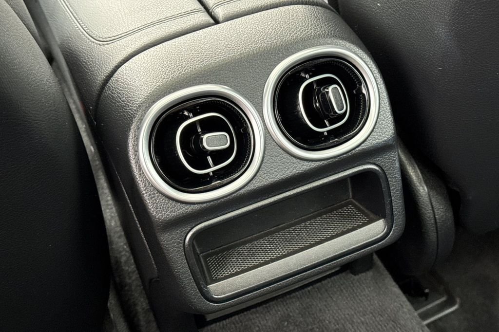 2024 Mercedes-Benz C-Class Sedan C 300 - Photo 14