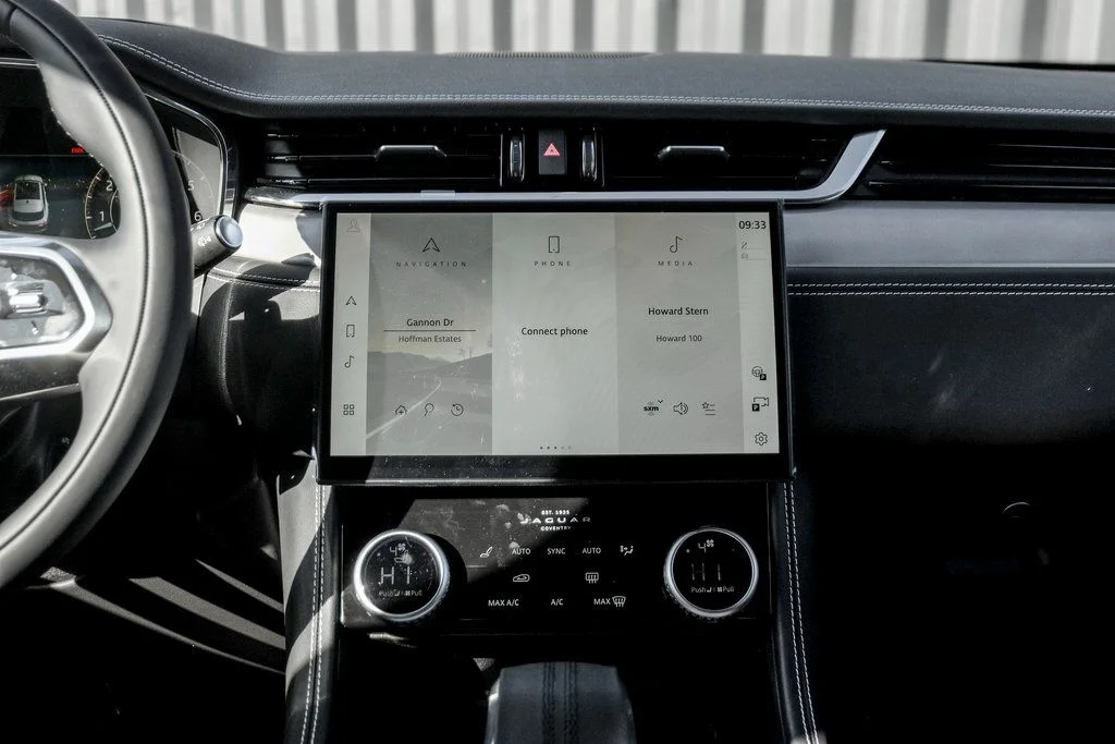2026 Jaguar F-Pace R-Dynamic S - Photo 18