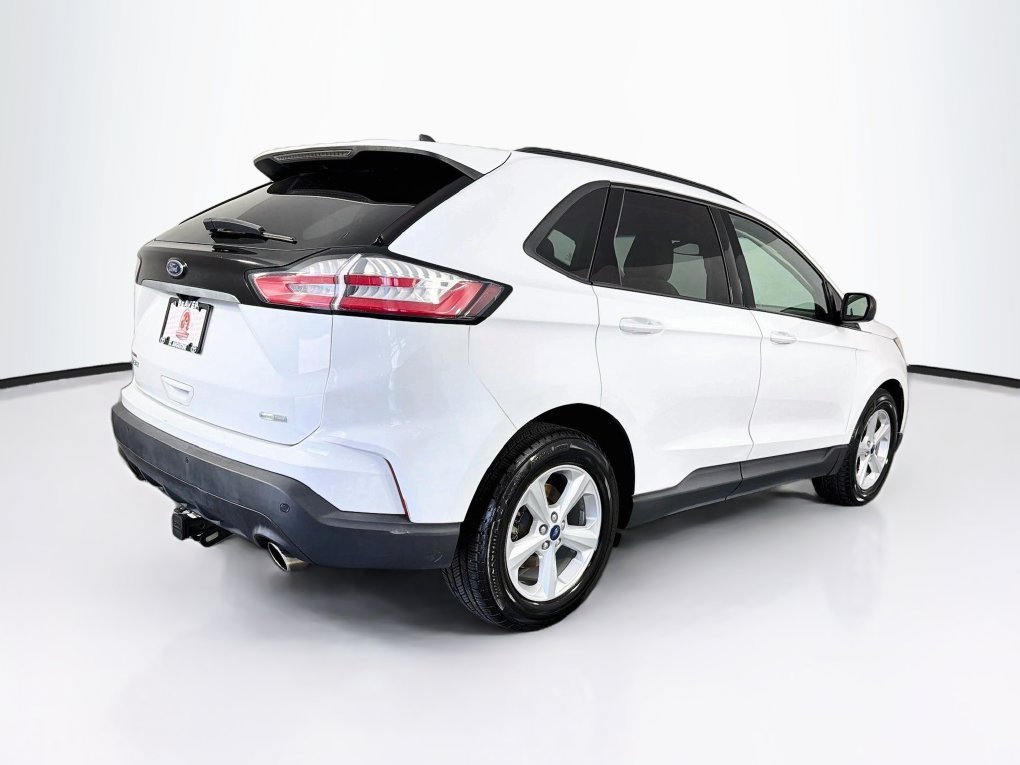 Used 2020 White Ford SE image 10