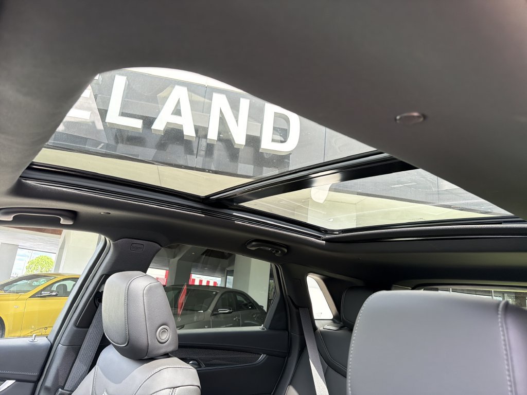 2026 Cadillac XT5 Sport - Photo 25