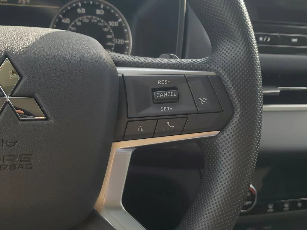 2026 Mitsubishi Outlander ES - Photo 23