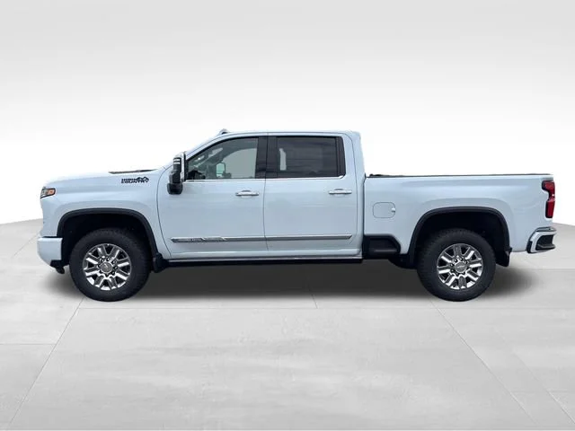 New 2026 Polar White Tricoat Chevrolet High Country image 2