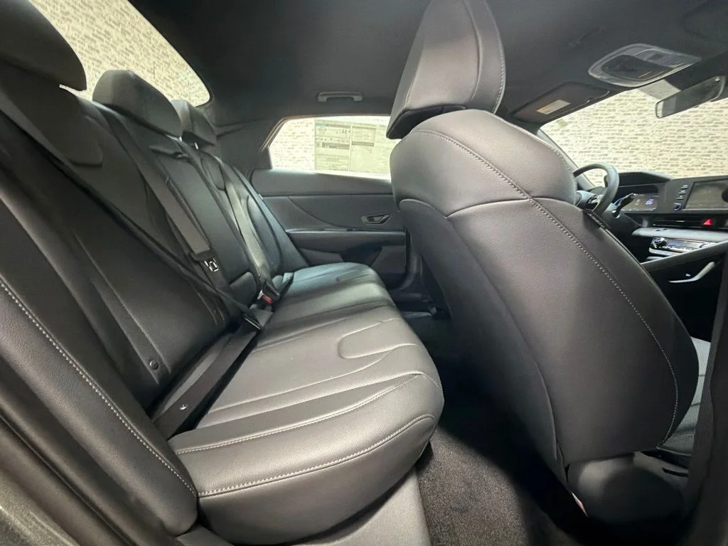 New 2026 Amazon Gray Hyundai SEL Sport image 12