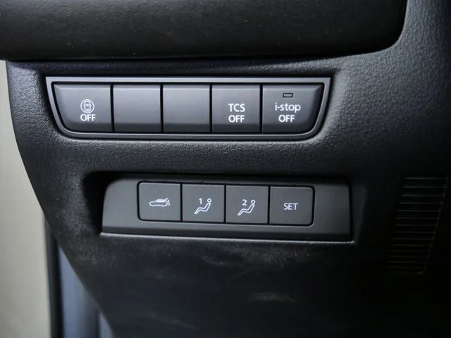Certified Used 2025 Beige Mazda 2.5 Turbo Meridian Edition image 25