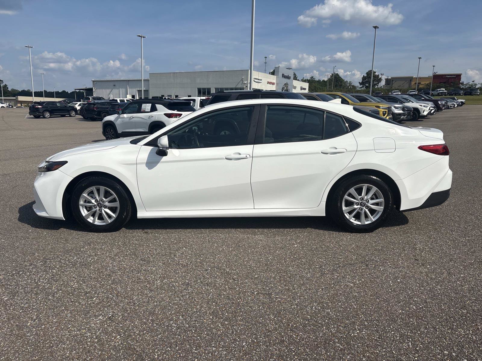 Used 2025 White Toyota LE image 8