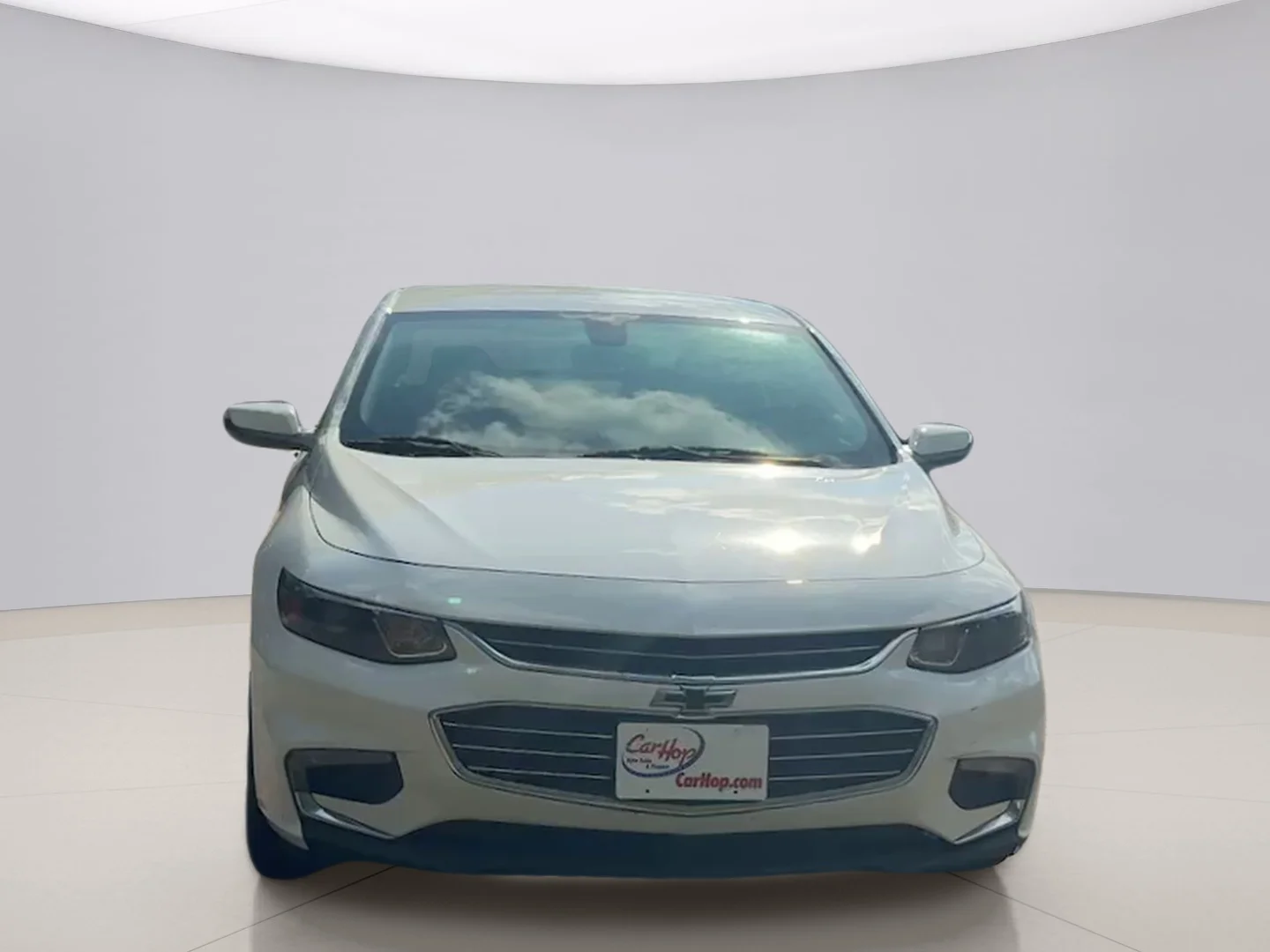 Used 2016 White Chevrolet 1LT image 8