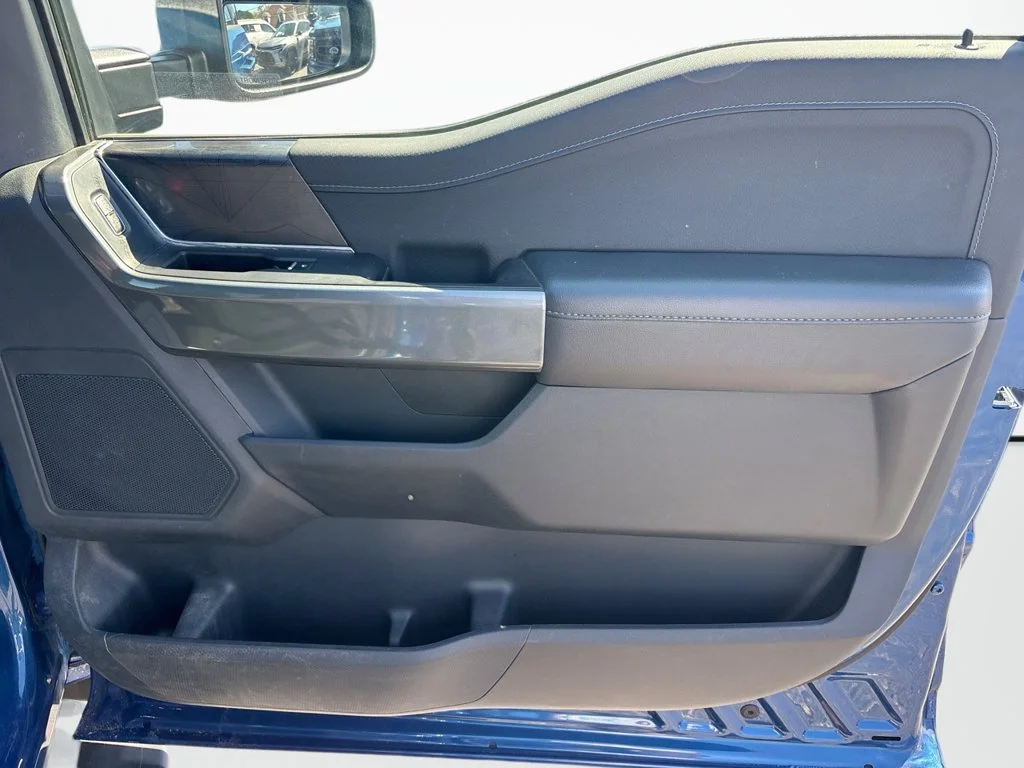 Used 2022 Atlas Blue Metallic Ford XLT image 15