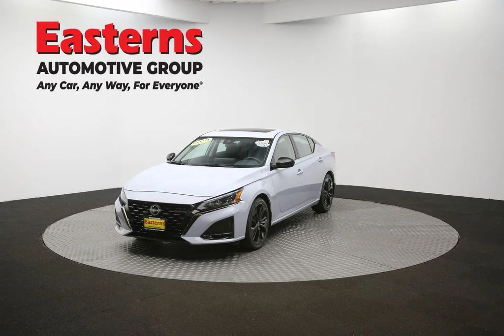 Used 2023 Gray Nissan 2.5 SR image 54