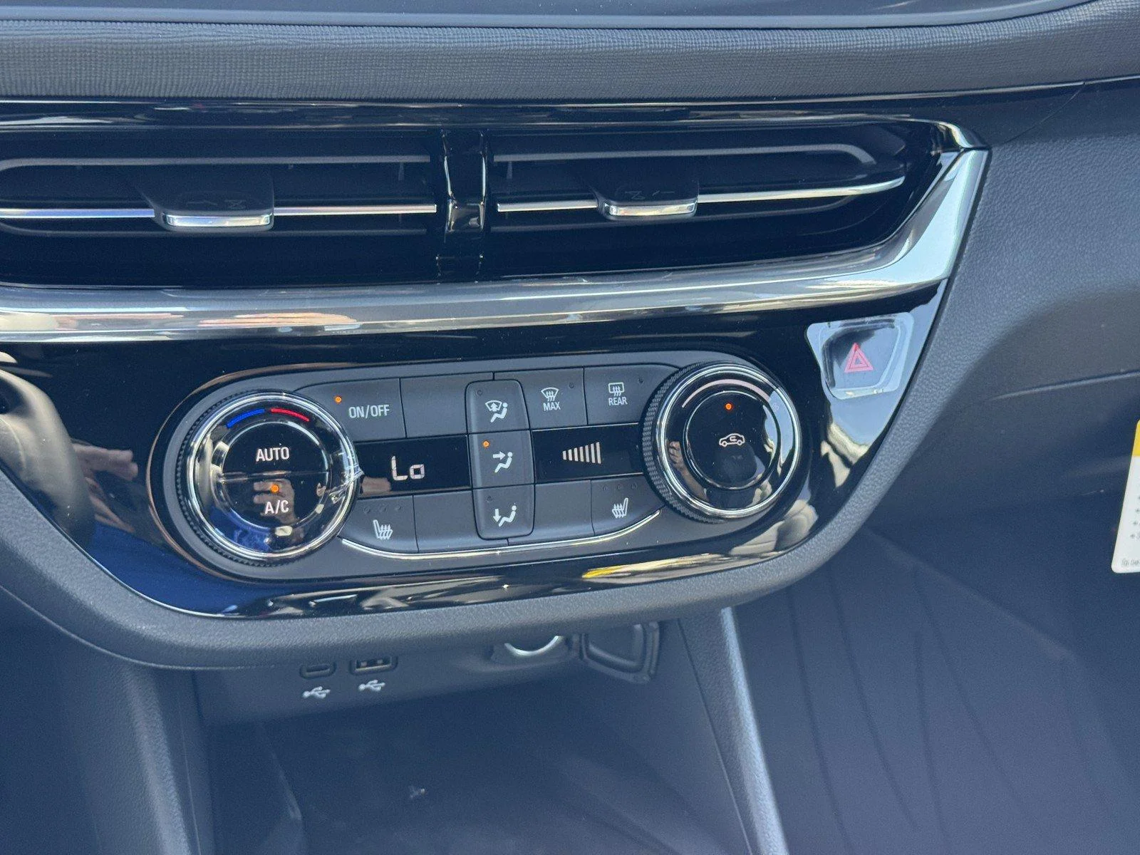 New 2026 Summit White Buick Sport Touring image 16