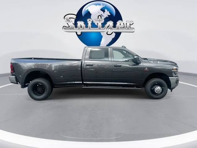 New 2026 Granite Crystal Metallic Clear-Coat Exterior Paint RAM Tradesman image 10