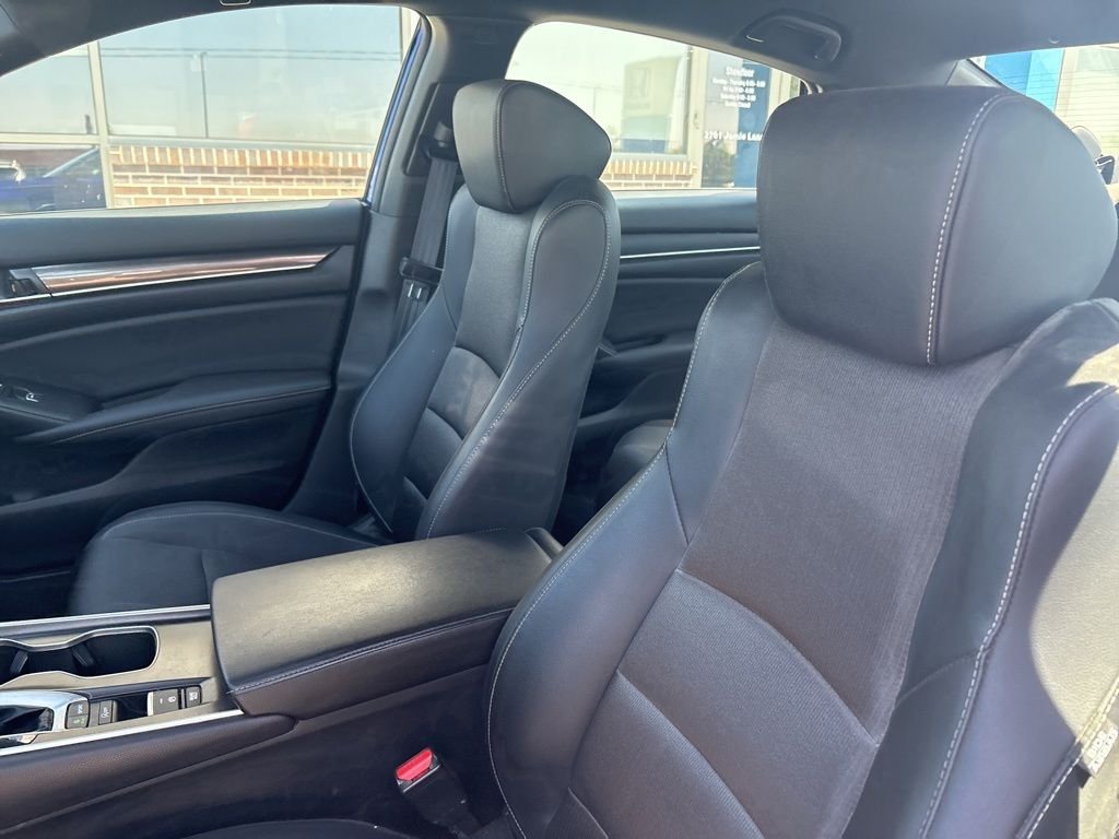 Certified Used 2022 Still Night Pearl Honda Sport image 11