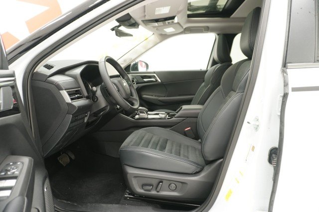 2025 Mitsubishi Outlander Trail Edition - Photo 15
