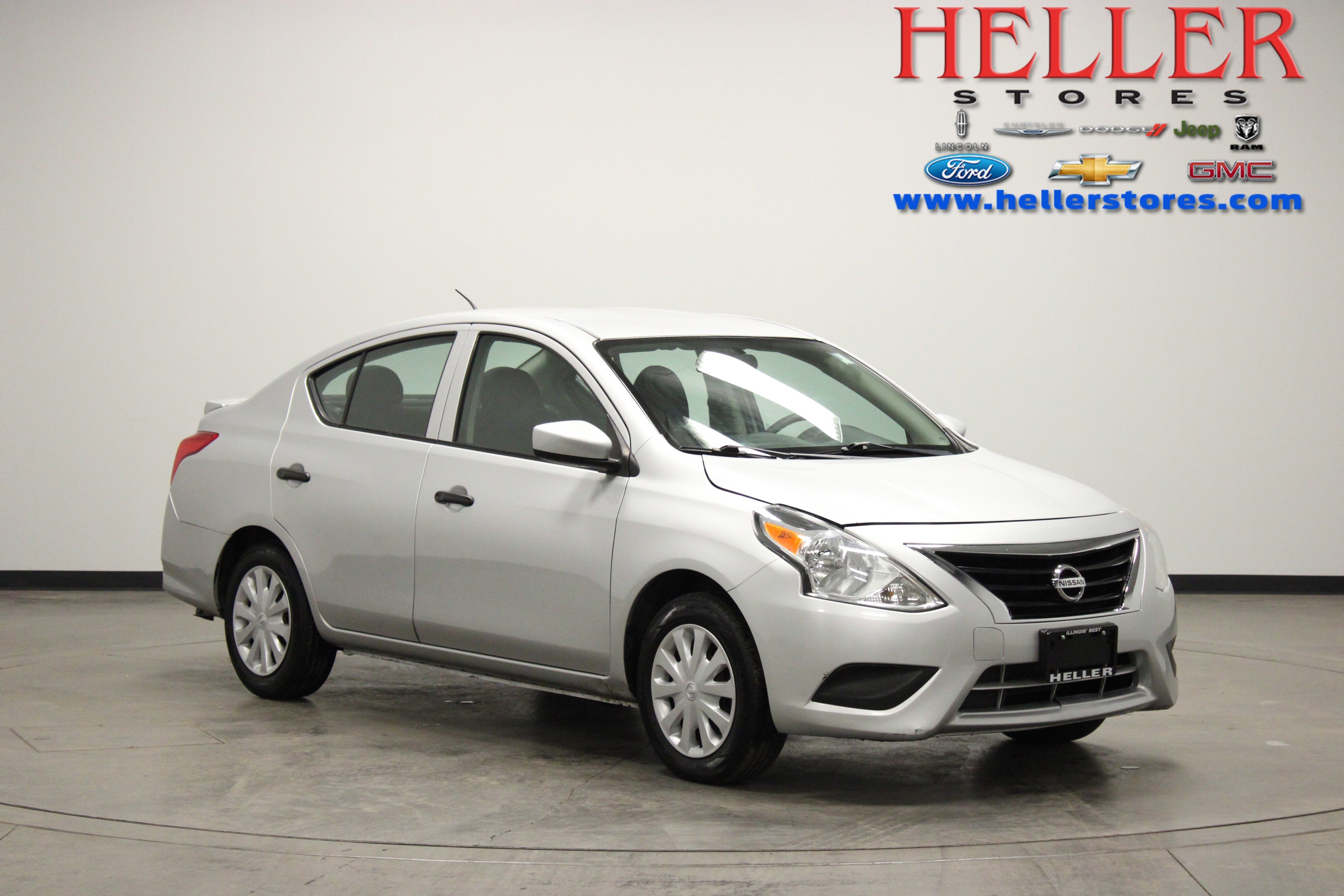 2018 Nissan Versa Sedan S Plus