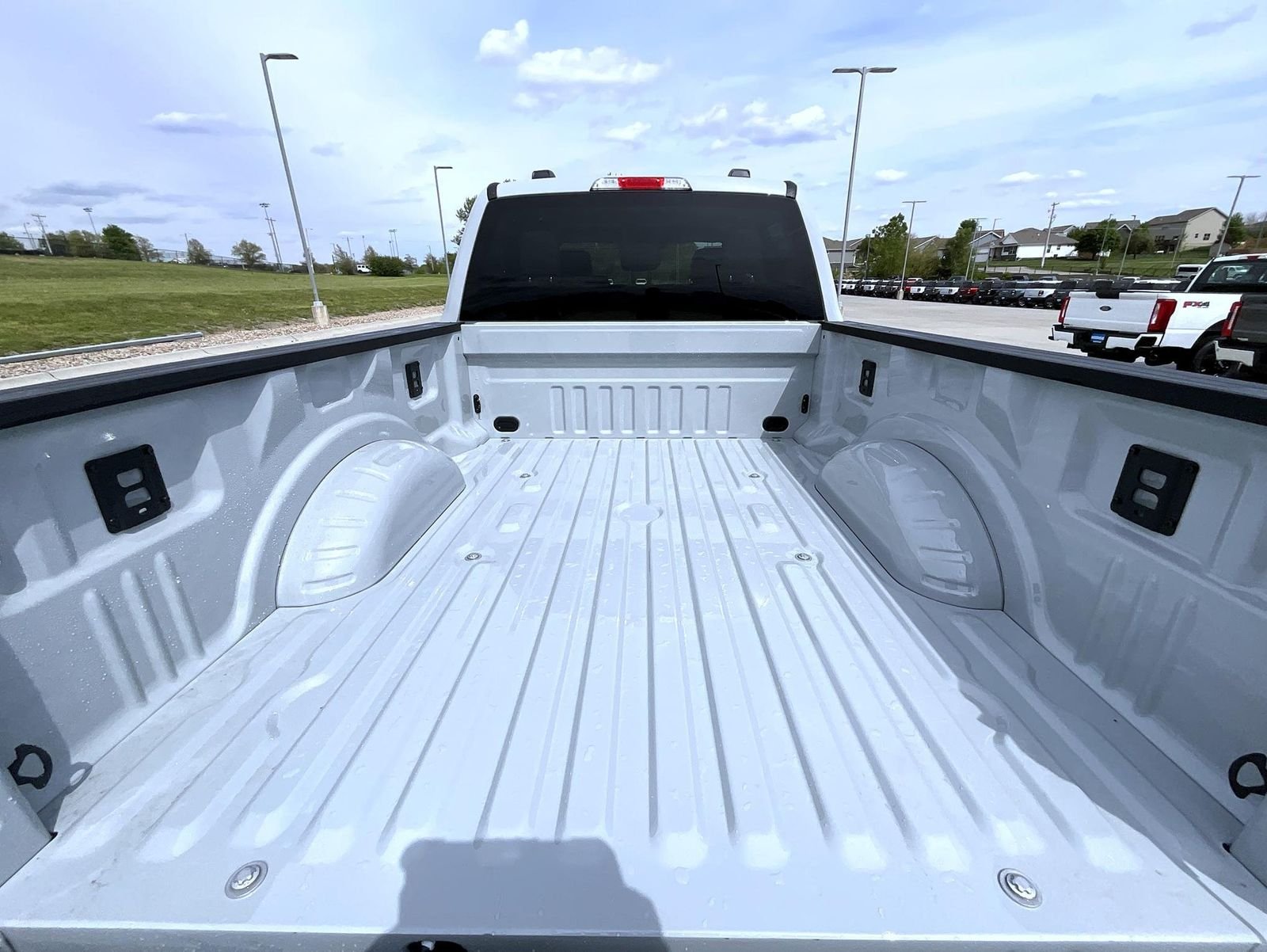 New 2026 Avalanche Ford XLT image 16