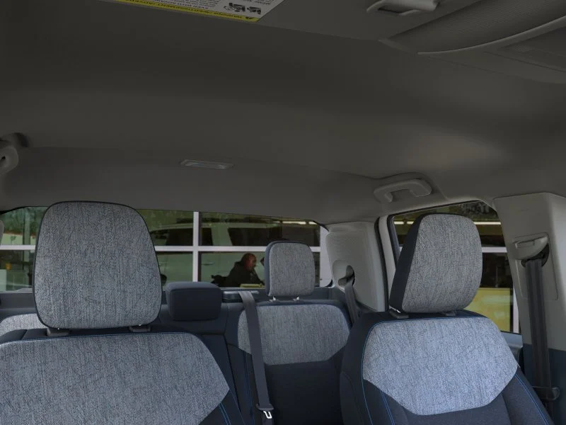 New 2025 Oxford White Ford XLT image 44