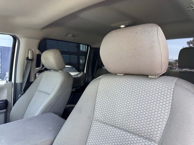 Used 2020 Oxford White Ford XLT image 19