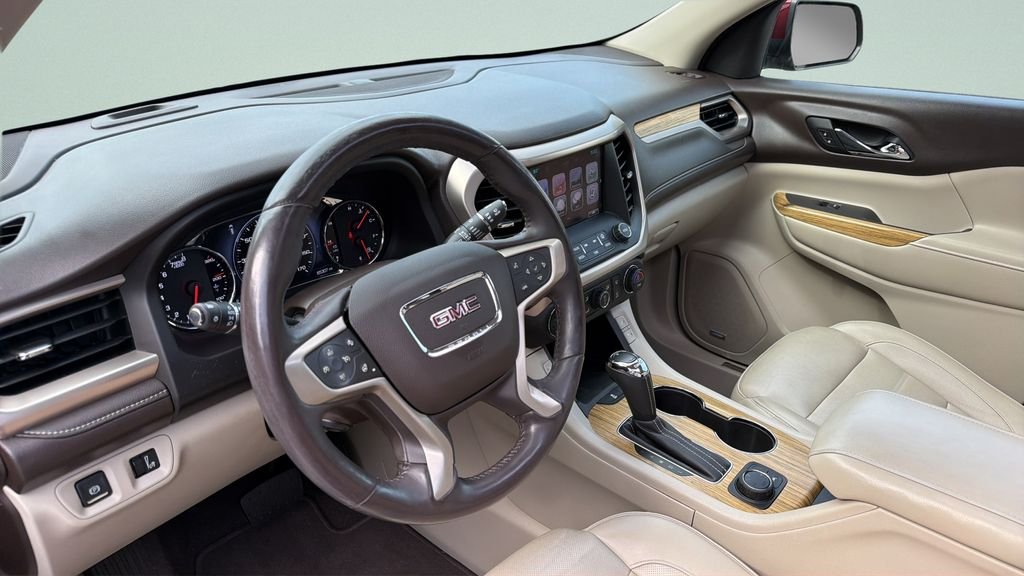 Used 2018 Red GMC Denali image 32