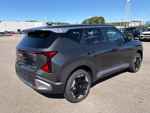 New 2027 Interstellar Gray Kia S image 3