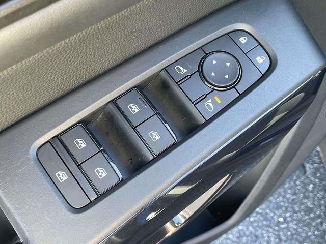 Used 2025 Blue Nissan SV image 27