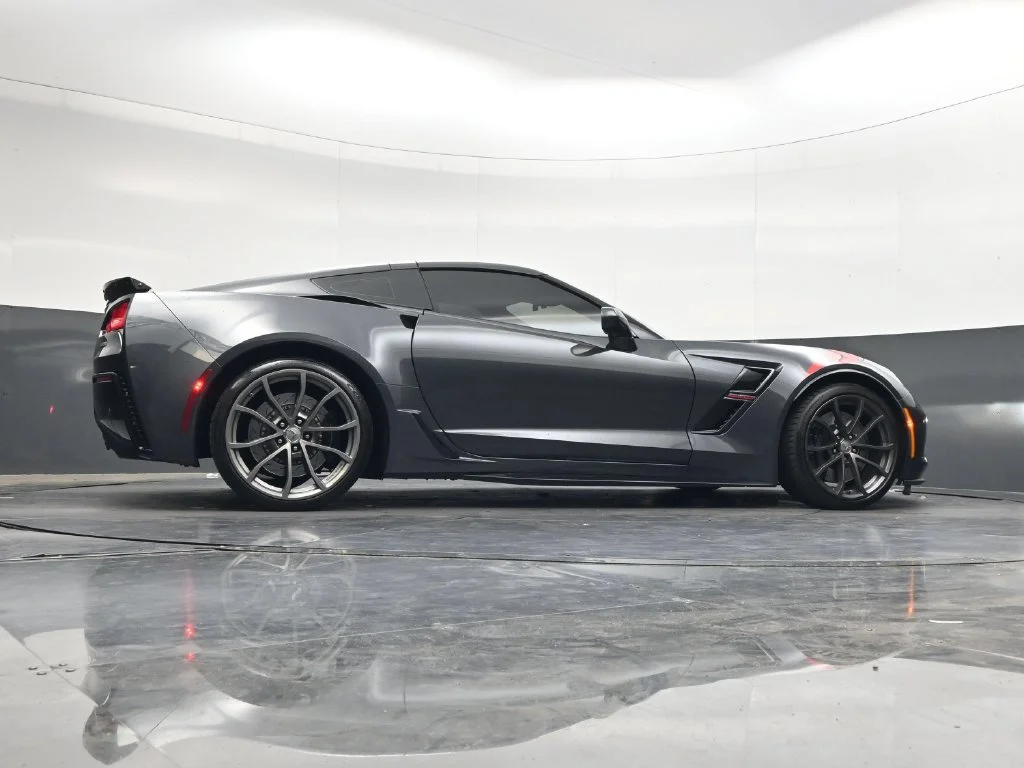 Used 2017 Gray Chevrolet Grand Sport image 35