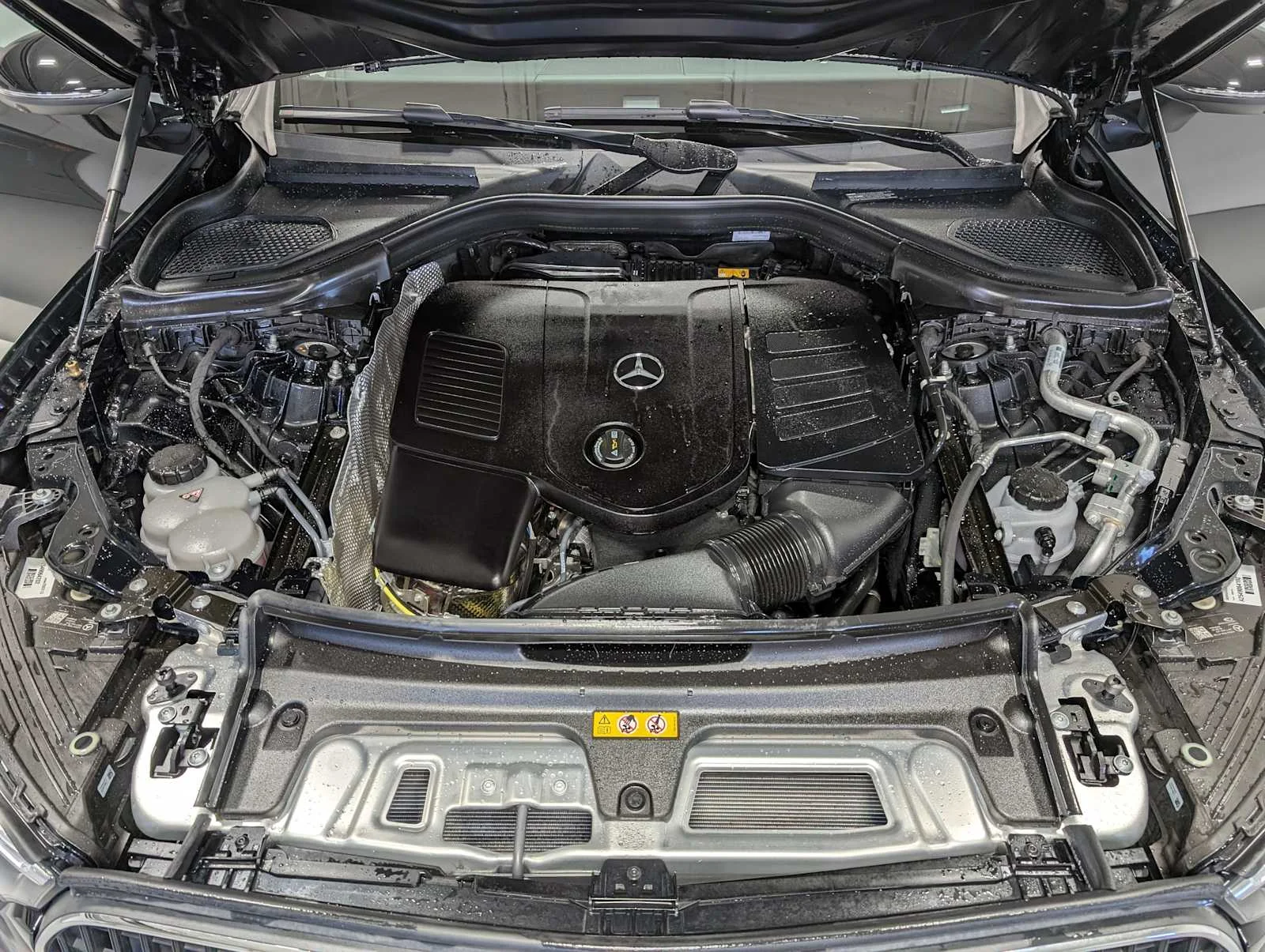 Used 2026 Black Mercedes-Benz GLC 300 image 14