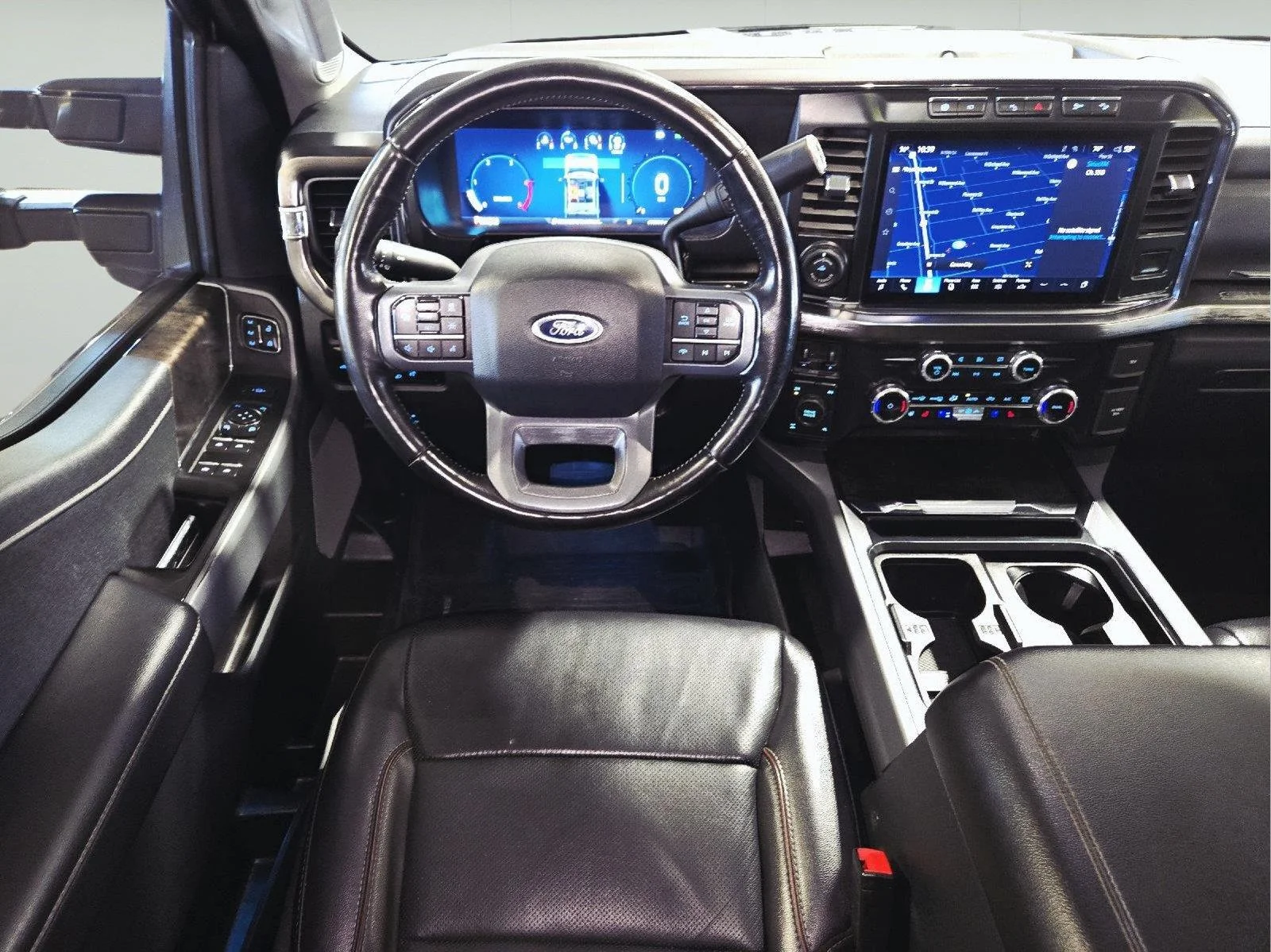 Used 2024 Carbonized Gray Ford Lariat image 61