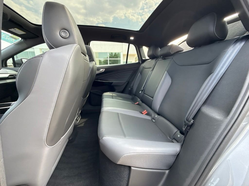 Certified Used 2023 Silver Mist Metallic Volkswagen Pro S image 25