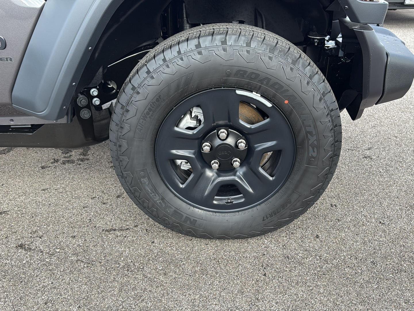 New 2026 Granite Crystal Metallic Clearcoat Jeep Sport image 10