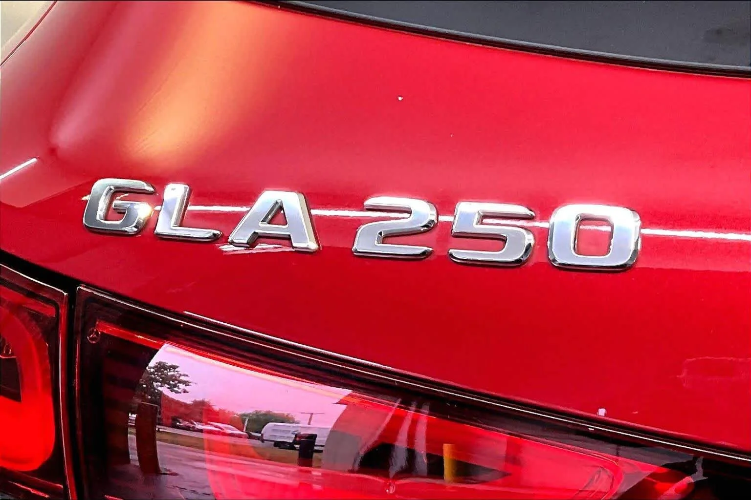 Certified Used 2023 MANUFAKTUR Patagonia Red Mercedes-Benz GLA 250 image 33