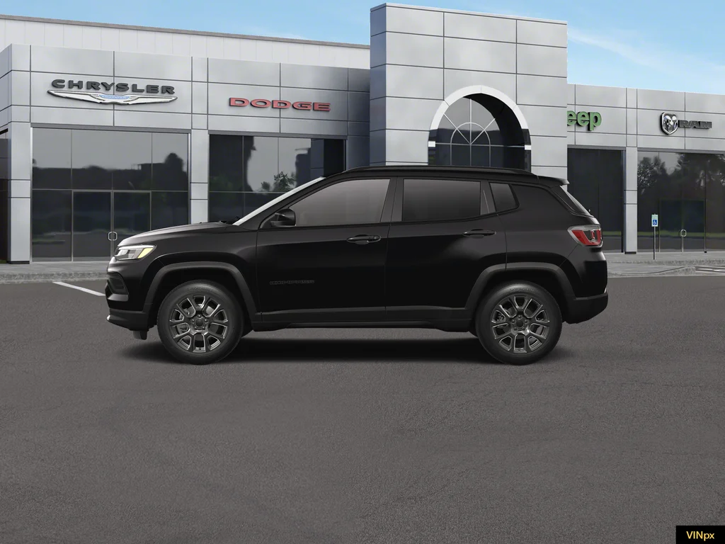 New 2026 Diamond Black Crystal Pearl-Coat Exterior Paint Jeep Latitude image 2