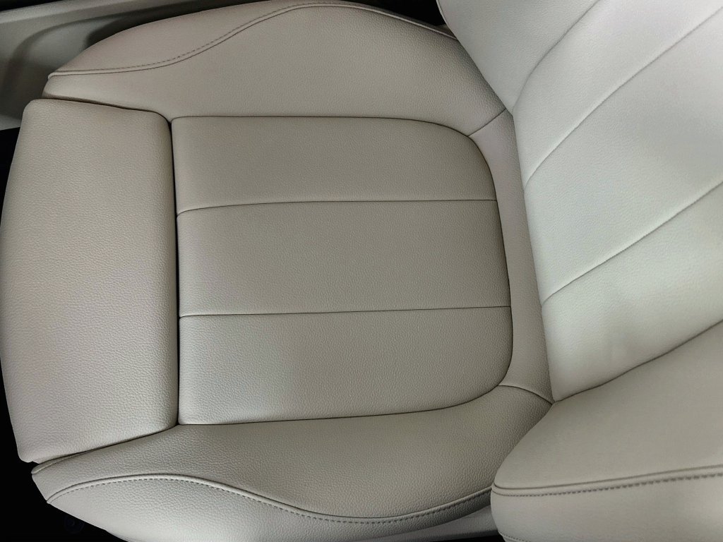 New 2026 Mountain Grey Metallic Mercedes-Benz GLA 250 image 46