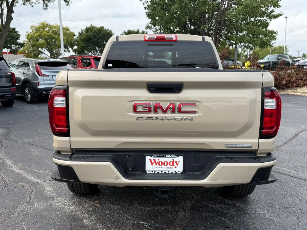 2024 GMC Canyon Elevation - Photo 7