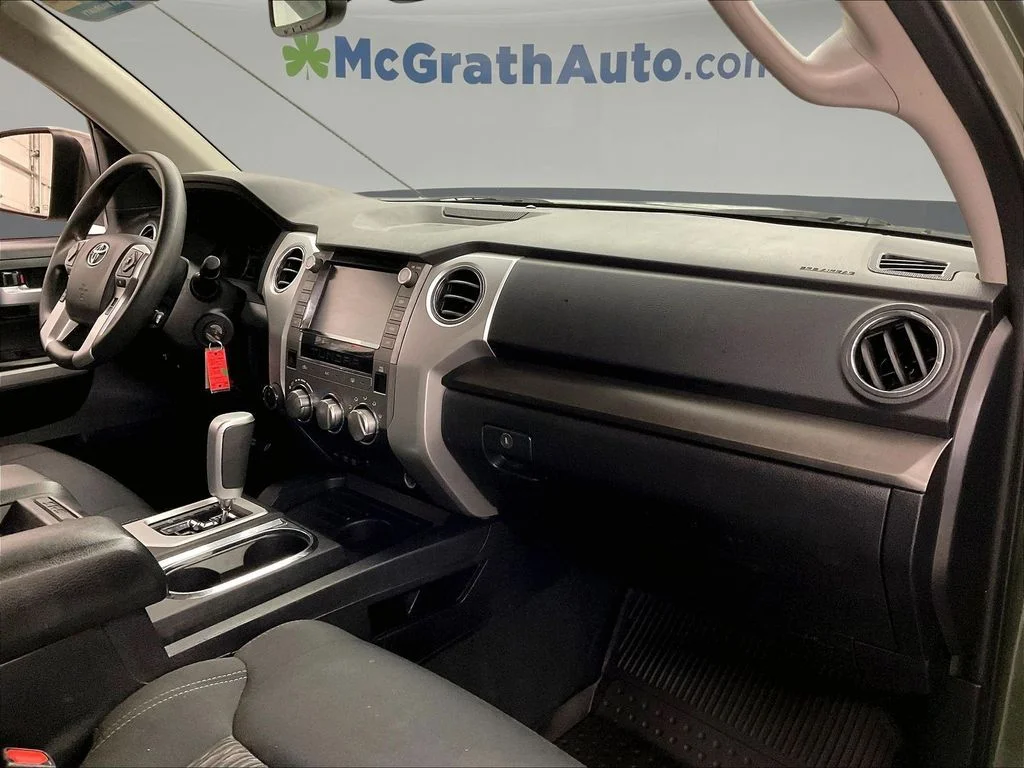 Used 2021 Green Toyota SR5 image 22