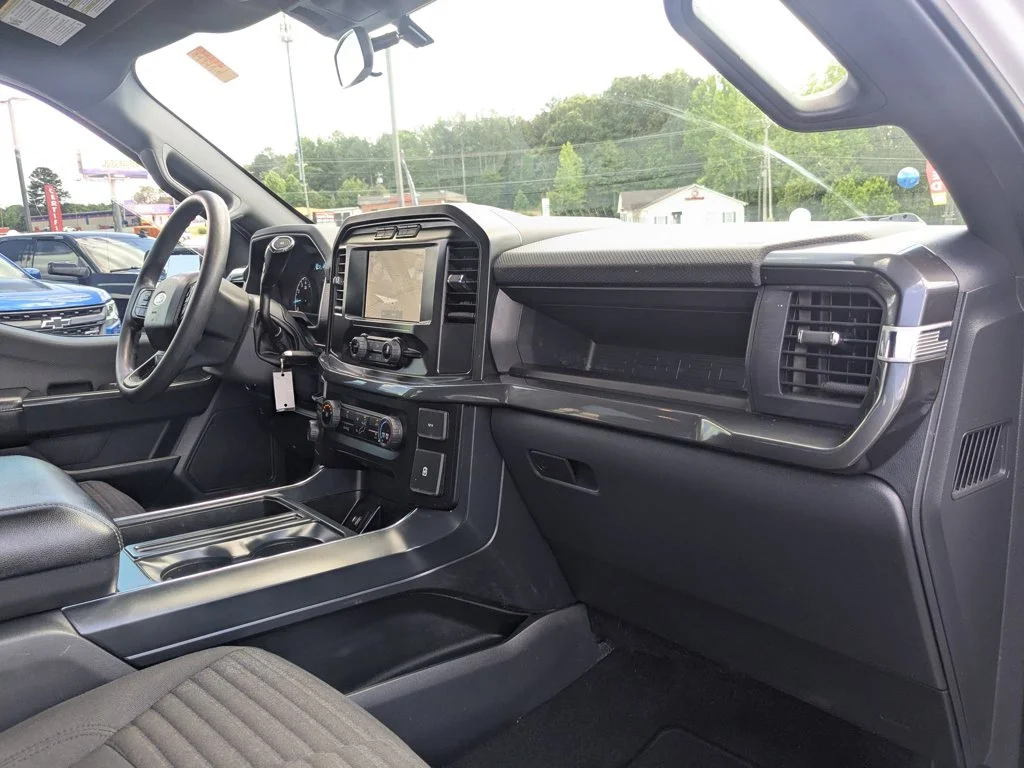 Used 2023  Ford XL 2WD SuperCrew 5.5