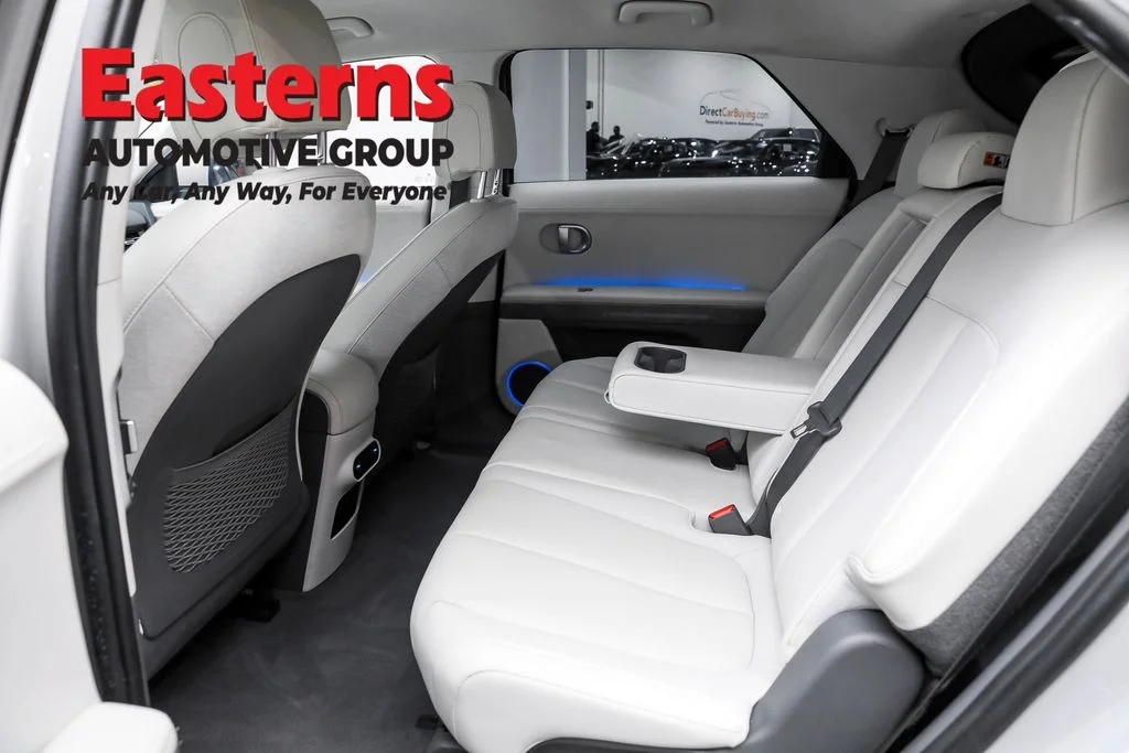 Used 2023 Gray Hyundai SEL image 22