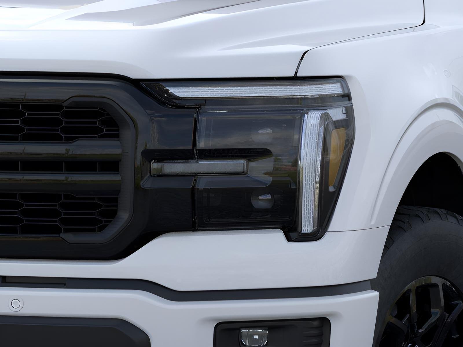 New 2026 Oxford White Ford Lariat® image 18