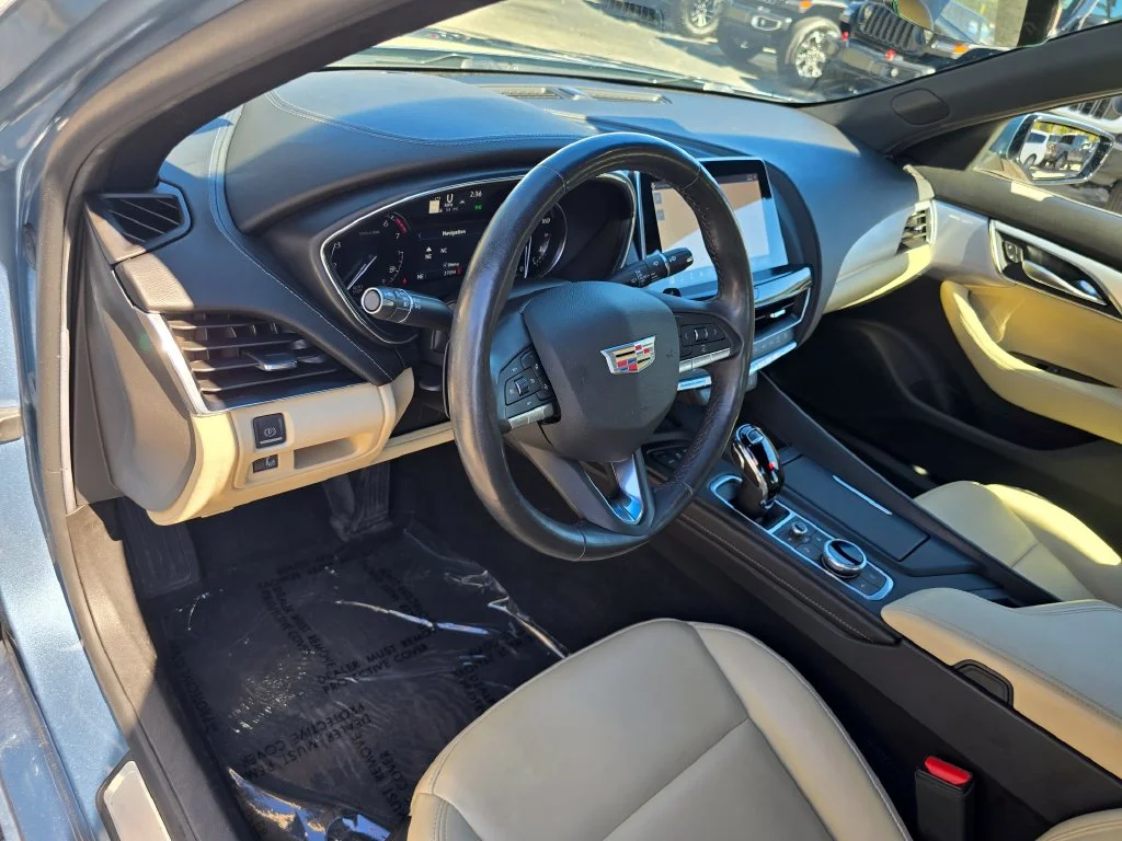 Used 2023 Black Cadillac Luxury image 25