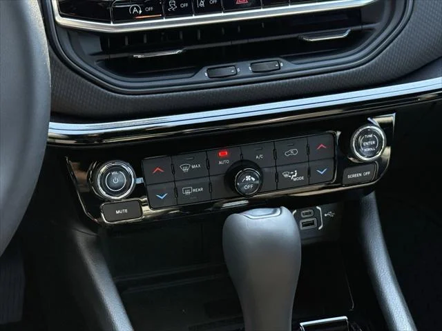 2026 Jeep Compass Altitude Special Edition - Photo 13