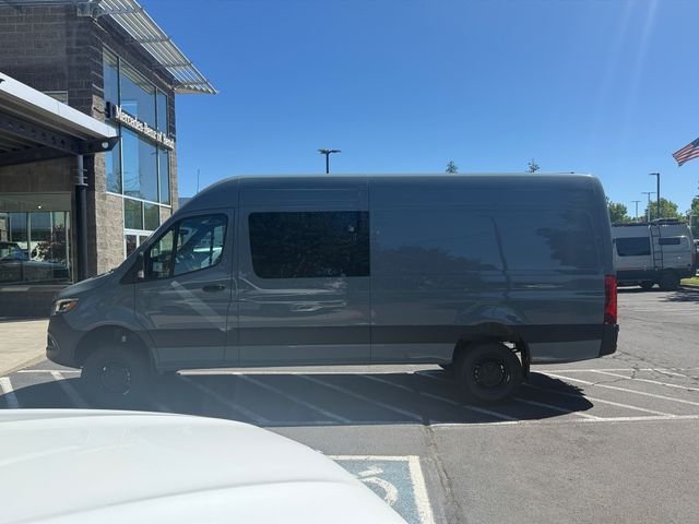 New 2026  Mercedes-Benz Cargo 170 WB image 8