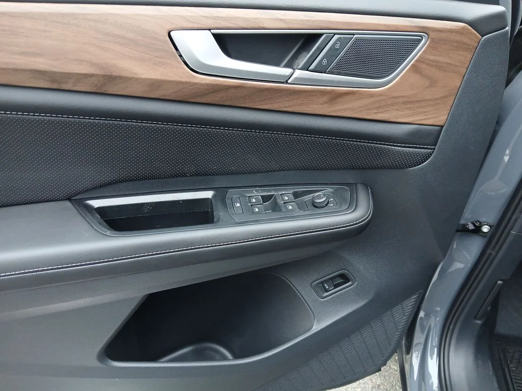 New 2026 Gray Volkswagen 2.0T SE w/Technology image 11