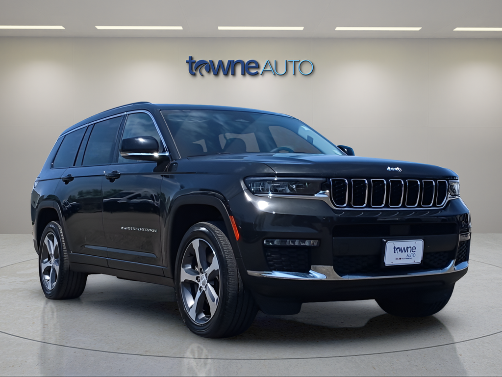 Used 2023 Gray Jeep Limited image 7
