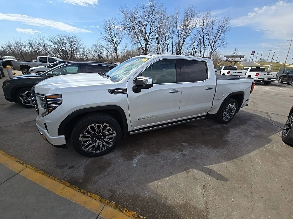 Used 2024 GMC Sierra 1500 Denali Denali Ultimate with VIN 1GTUUHE87RZ326079 for sale in Kansas City