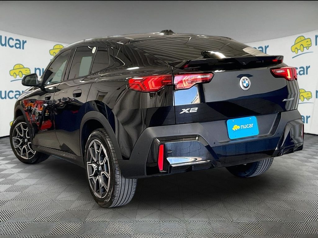 Used 2026 Black BMW xDrive28i image 4