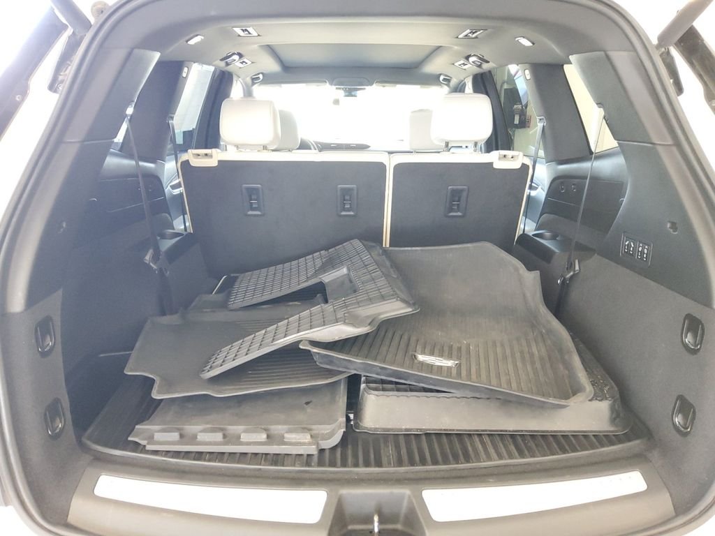 Used 2021 White Cadillac Sport image 30