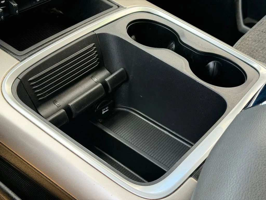 Used 2019 White Ram Warlock image 14