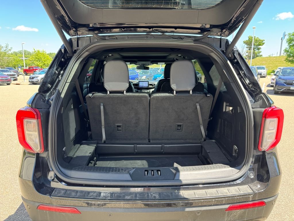 2023 Ford Explorer ST Line - Photo 13