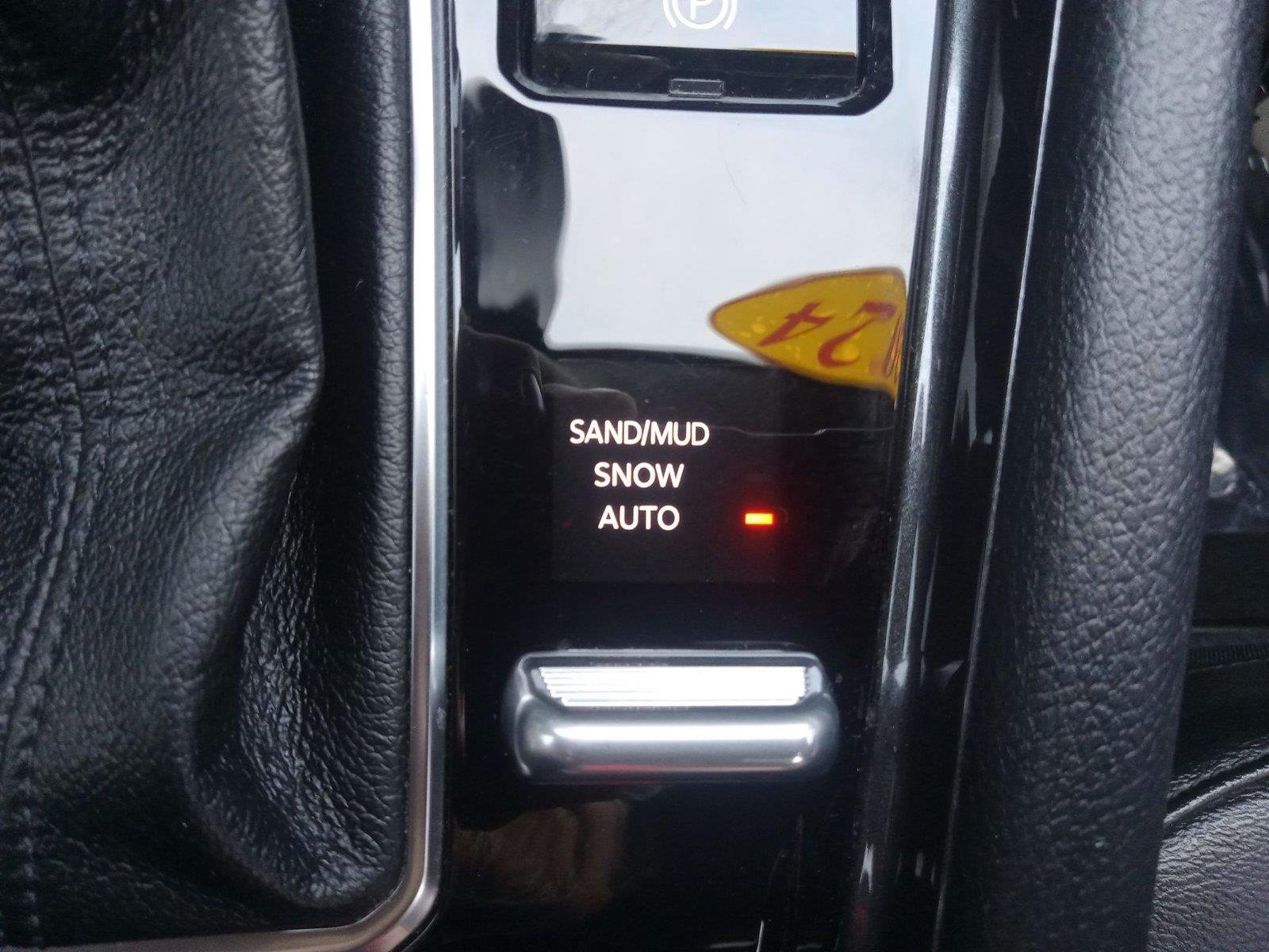 Used 2024 Gray Jeep Latitude 4x4 image 22