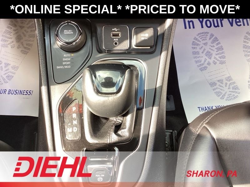 Used 2020 Black Jeep Latitude Plus image 33