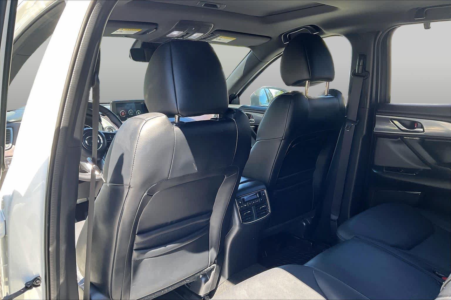 Used 2019 Snowflake White Pearl Mica Mazda Grand Touring image 21