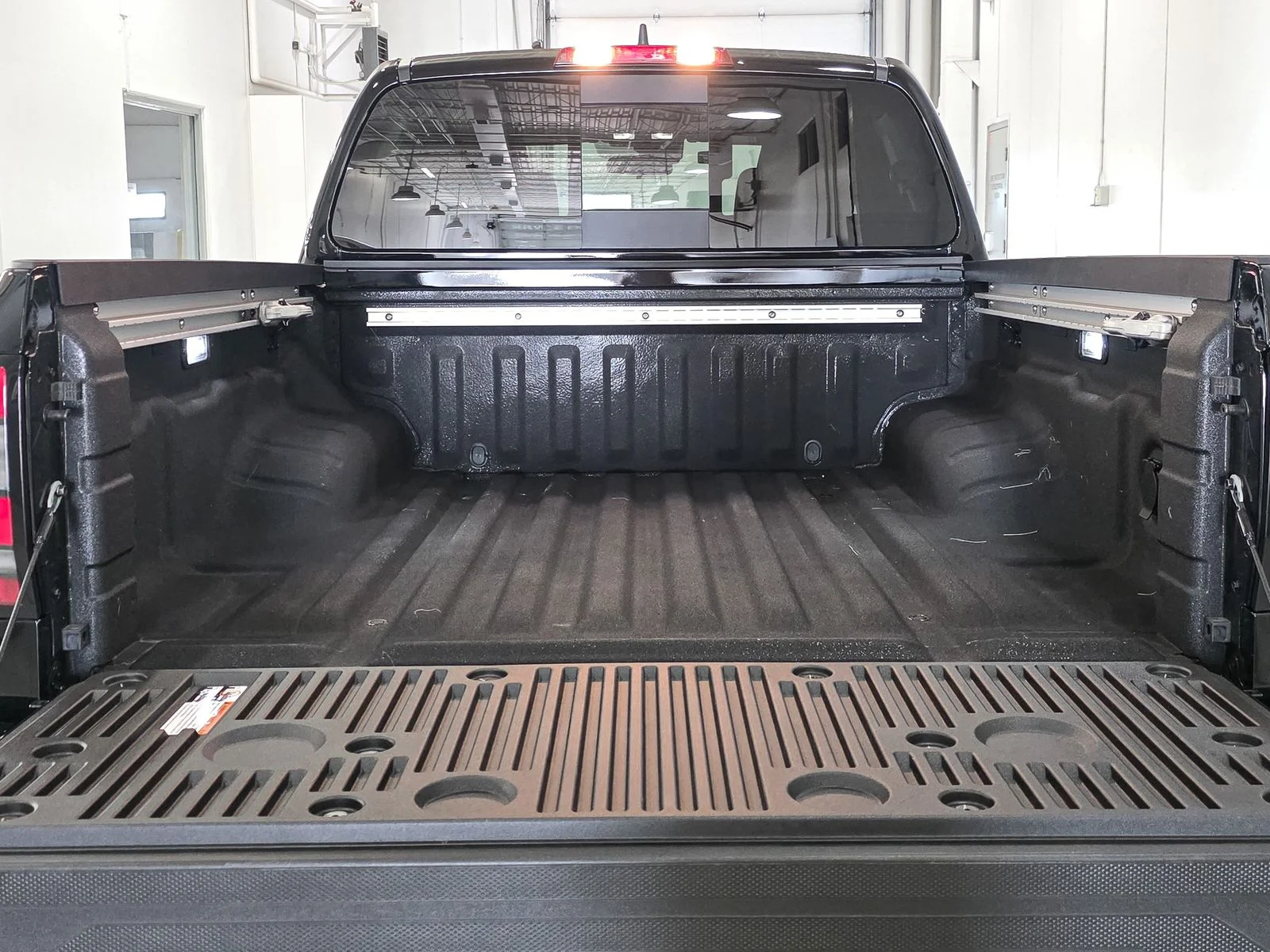 2026 Nissan Frontier PRO-4X - Photo 16